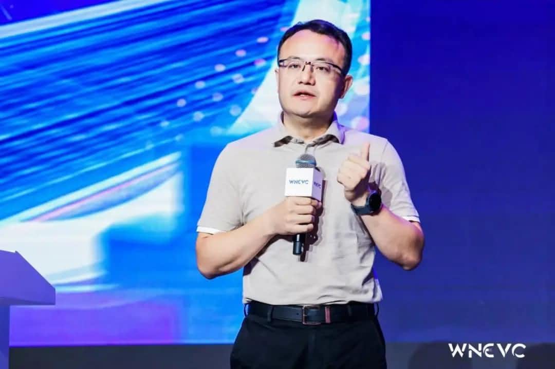 ����������¼���CEO����������ȷȨ�������徲�����ݱջ����¡�˼��